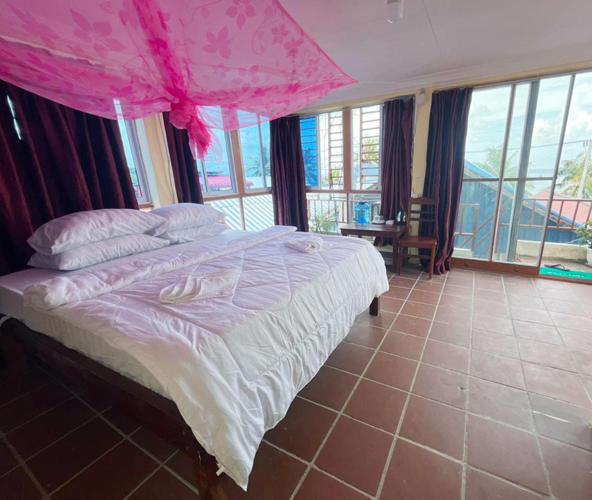 Koh Rong Homestay Kaoh Touch Bagian luar foto